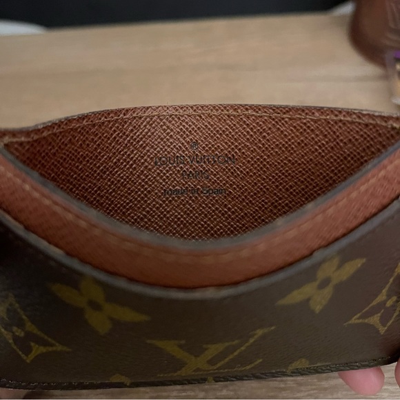 Louis Vuitton Card Holder - Picture 3 of 8
